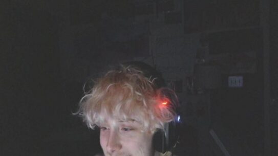 🔴BACK ON TERRARIA🔴4 CLASSES🔴HOP IN!🔴 Sport Marathon! 🔵!DISCORD💜COMMUNITY💜  ✝️ !youtube  !tiktok YIPPY!!